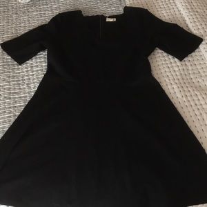 Maison Jules Macy’s black *scallop* dress